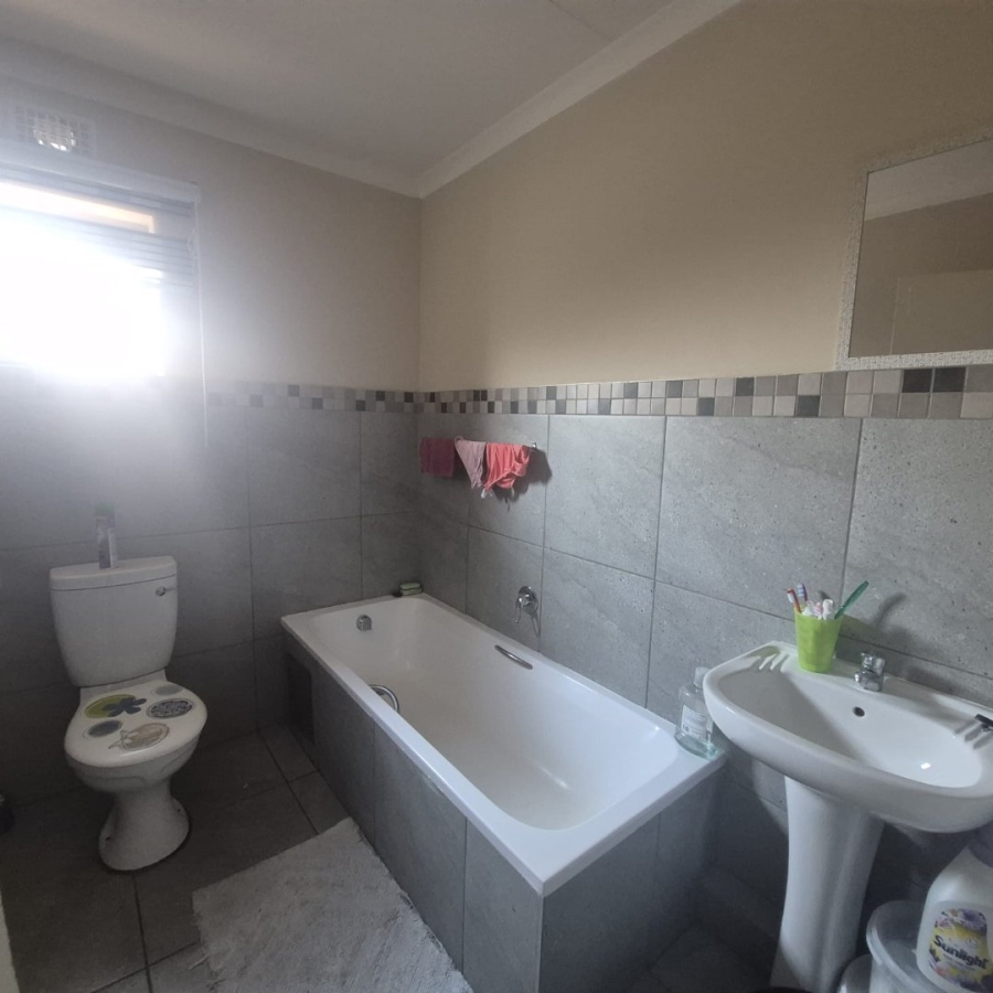 3 Bedroom Property for Sale in Mindalore Gauteng