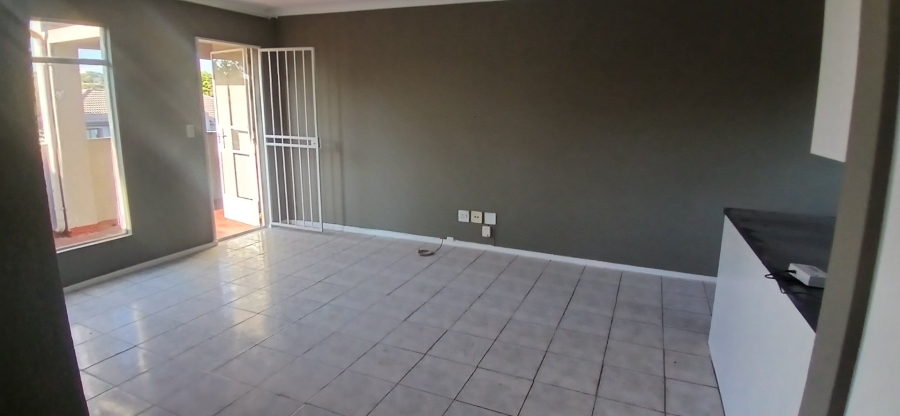 2 Bedroom Property for Sale in Vorna Valley Gauteng