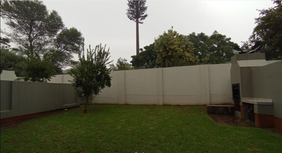 3 Bedroom Property for Sale in Carlswald Estate Gauteng