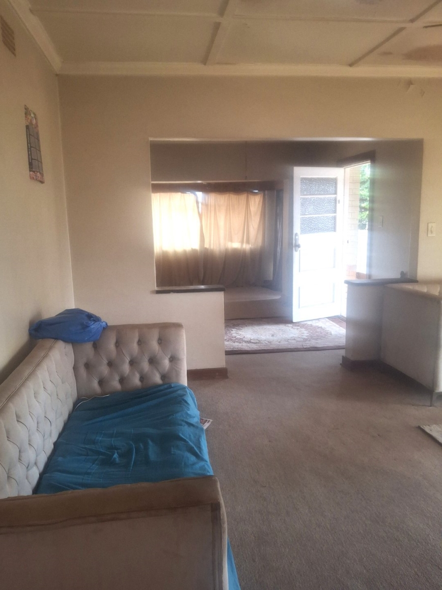 1 Bedroom Property for Sale in Paul Krugersoord Gauteng