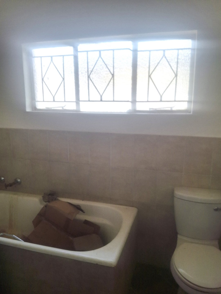 1 Bedroom Property for Sale in Paul Krugersoord Gauteng