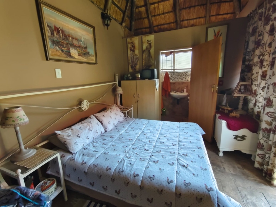 5 Bedroom Property for Sale in Rant En Dal Gauteng