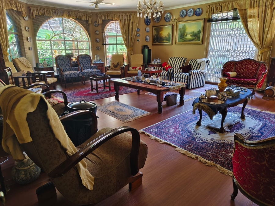 5 Bedroom Property for Sale in Rant En Dal Gauteng