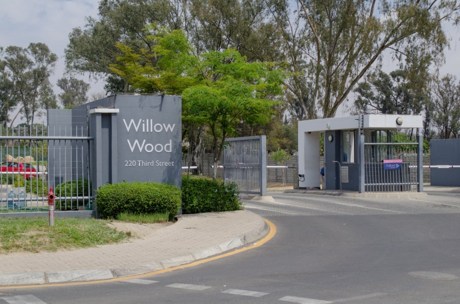 Commercial Property for Sale in Broadacres Gauteng