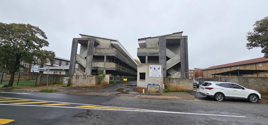 1 Bedroom Property for Sale in Kempton Park Central Gauteng