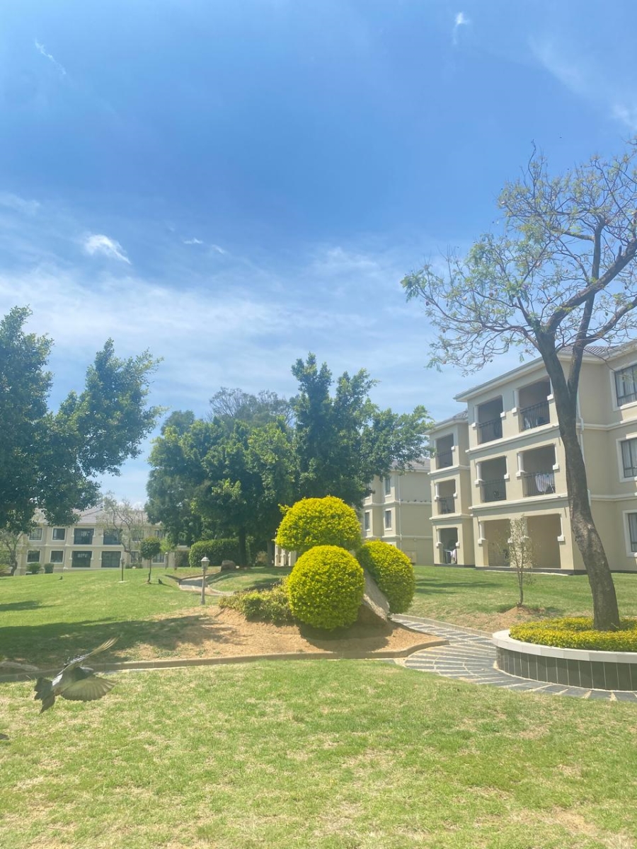 2 Bedroom Property for Sale in Maroeladal Gauteng
