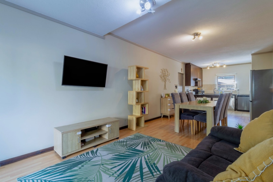 2 Bedroom Property for Sale in Lonehill Gauteng
