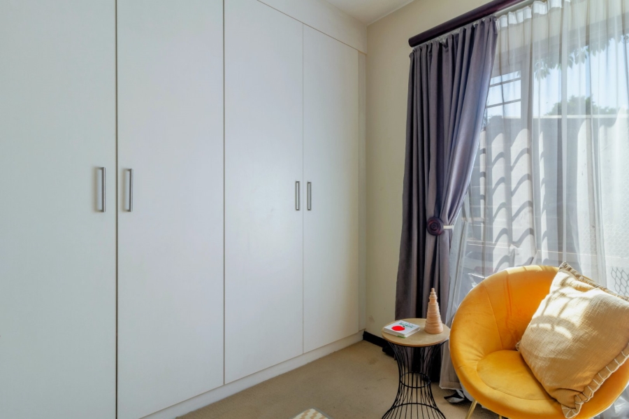 2 Bedroom Property for Sale in Lonehill Gauteng