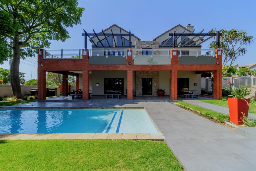 2 Bedroom Property for Sale in Lonehill Gauteng