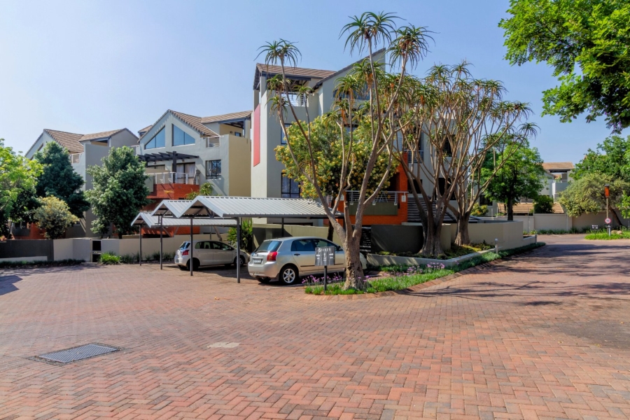 2 Bedroom Property for Sale in Lonehill Gauteng