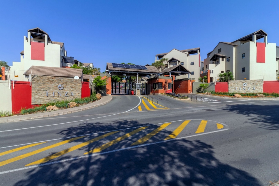 2 Bedroom Property for Sale in Lonehill Gauteng