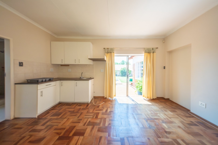 To Let 1 Bedroom Property for Rent in Edenvale Central Gauteng