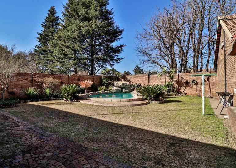  Bedroom Property for Sale in Grootvaly Gauteng