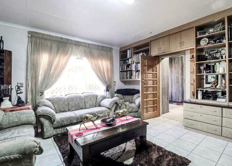 Bedroom Property for Sale in Grootvaly Gauteng
