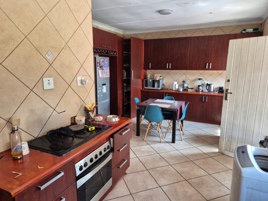 To Let 3 Bedroom Property for Rent in Silverton Gauteng