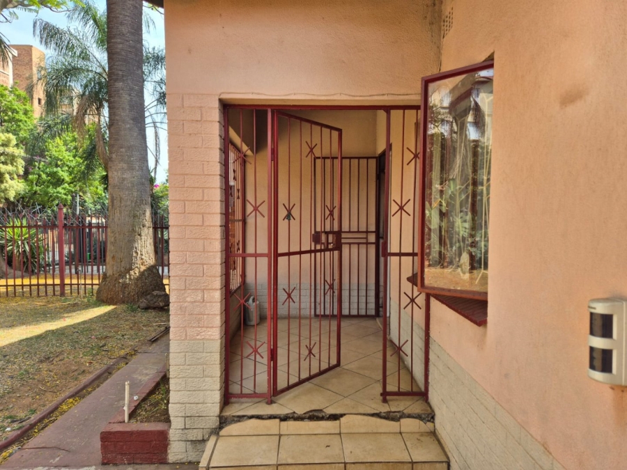 To Let 3 Bedroom Property for Rent in Silverton Gauteng