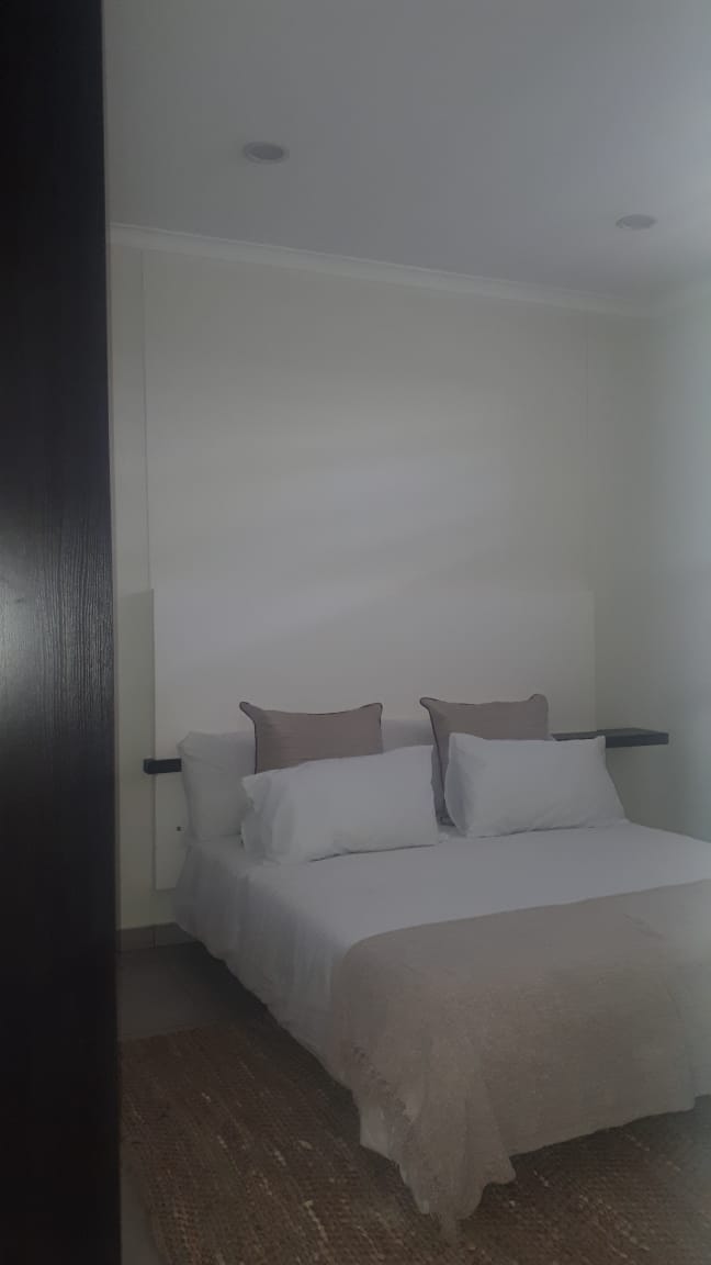 2 Bedroom Property for Sale in Greenstone Hill Gauteng