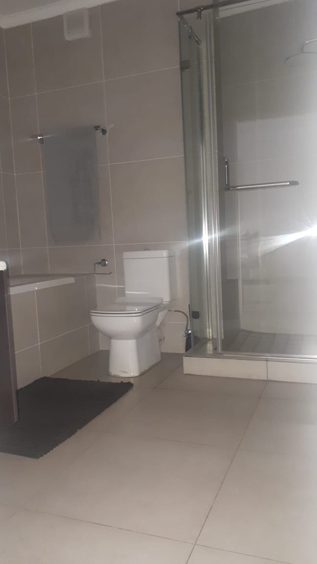 2 Bedroom Property for Sale in Greenstone Hill Gauteng