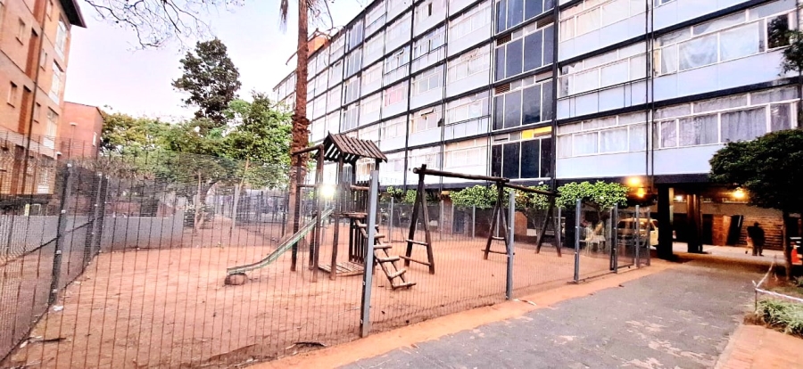 2 Bedroom Property for Sale in Muckleneuk Gauteng
