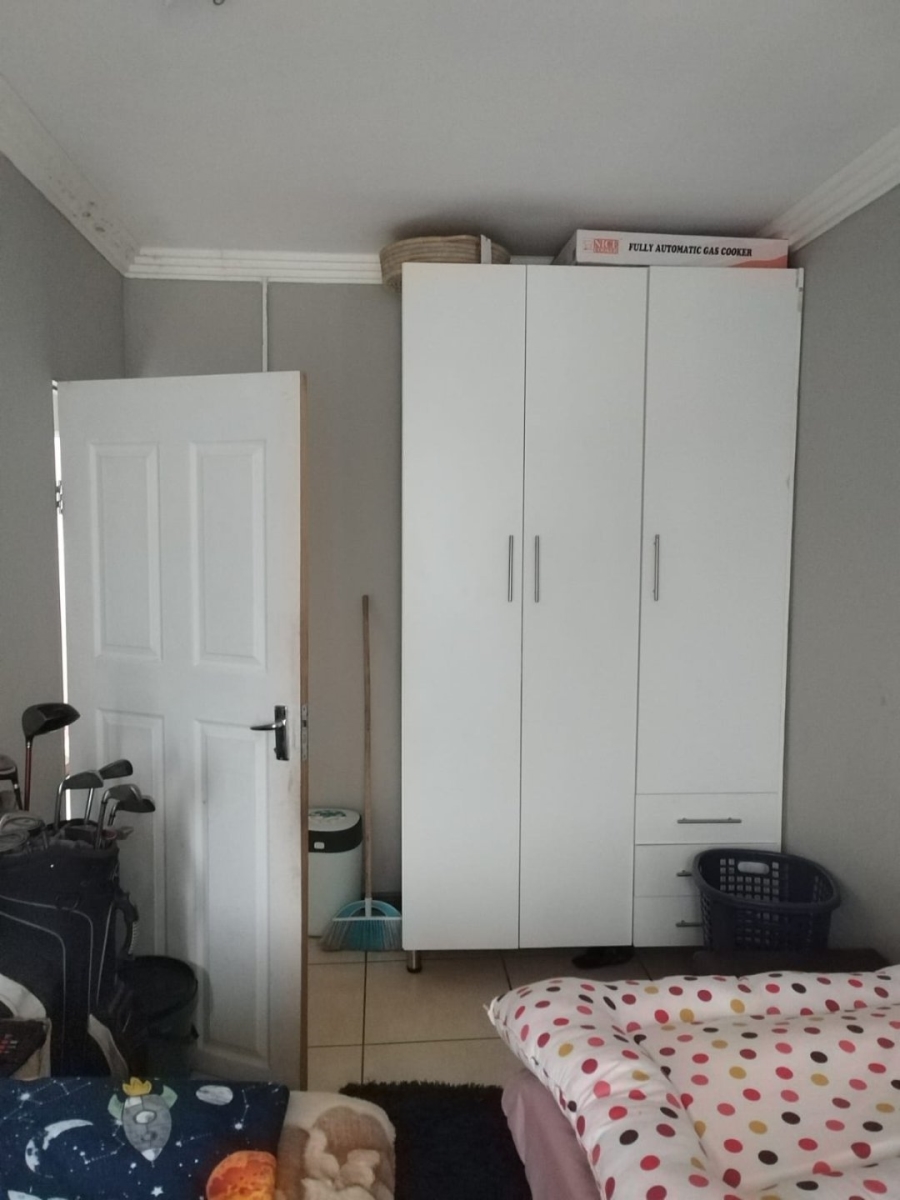 2 Bedroom Property for Sale in Muckleneuk Gauteng