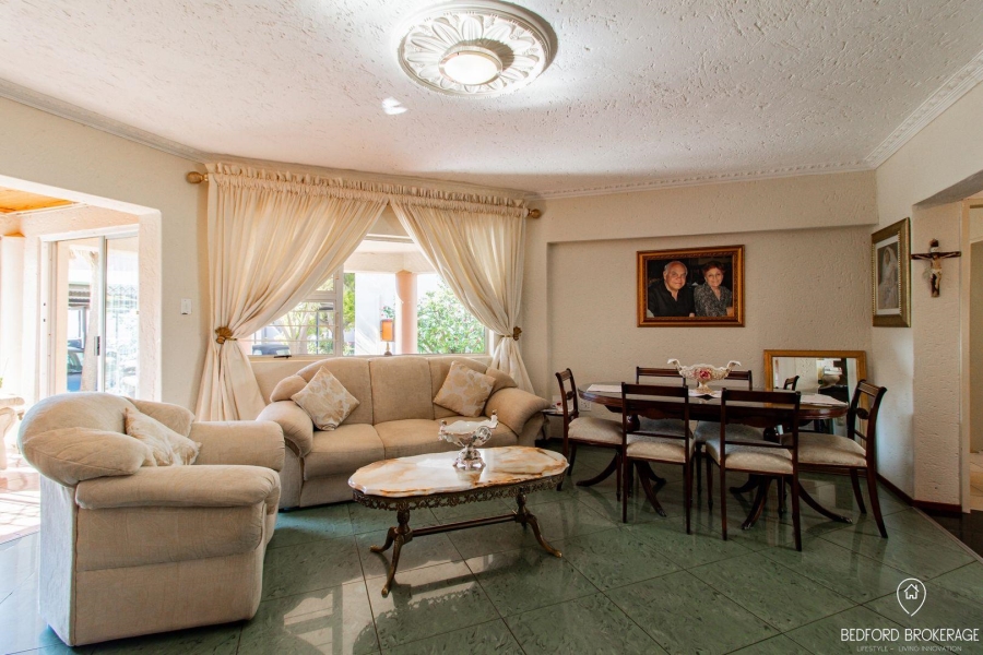 To Let 1 Bedroom Property for Rent in Bedfordview Gauteng