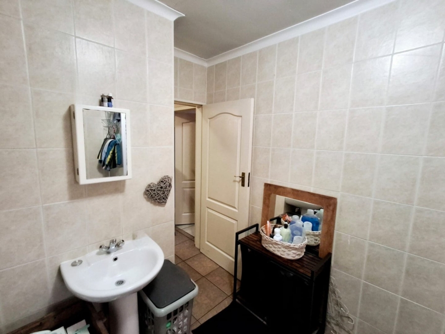 2 Bedroom Property for Sale in Vanderbijlpark SE 2 Gauteng