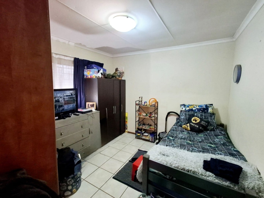 2 Bedroom Property for Sale in Vanderbijlpark SE 2 Gauteng