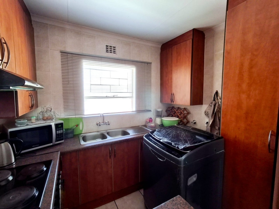2 Bedroom Property for Sale in Vanderbijlpark SE 2 Gauteng