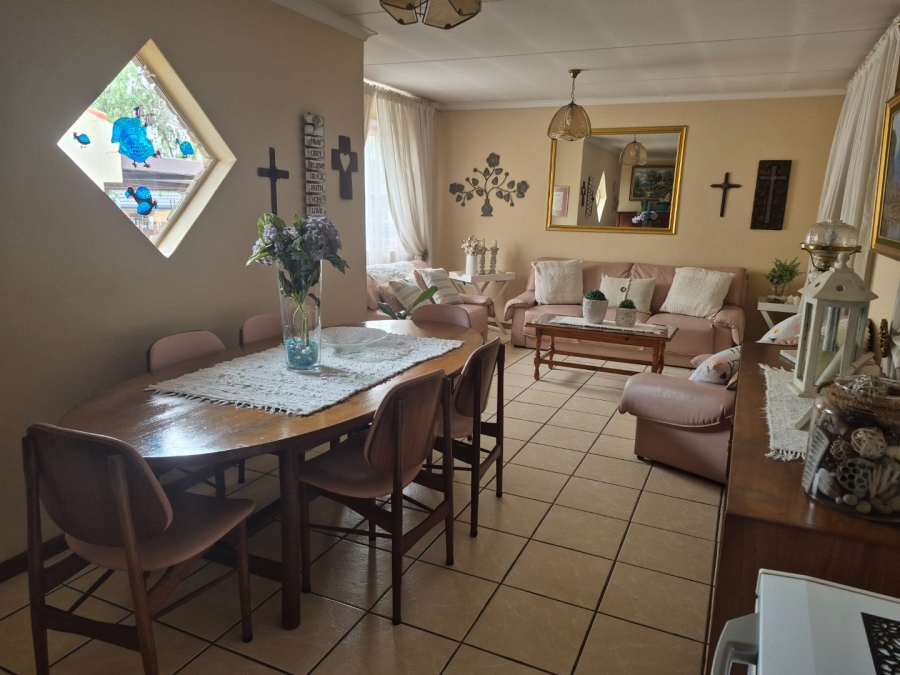 3 Bedroom Property for Sale in Zwartkop Gauteng