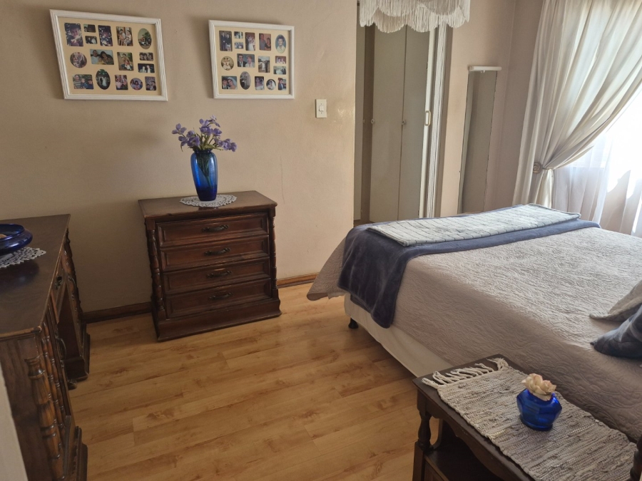 3 Bedroom Property for Sale in Zwartkop Gauteng