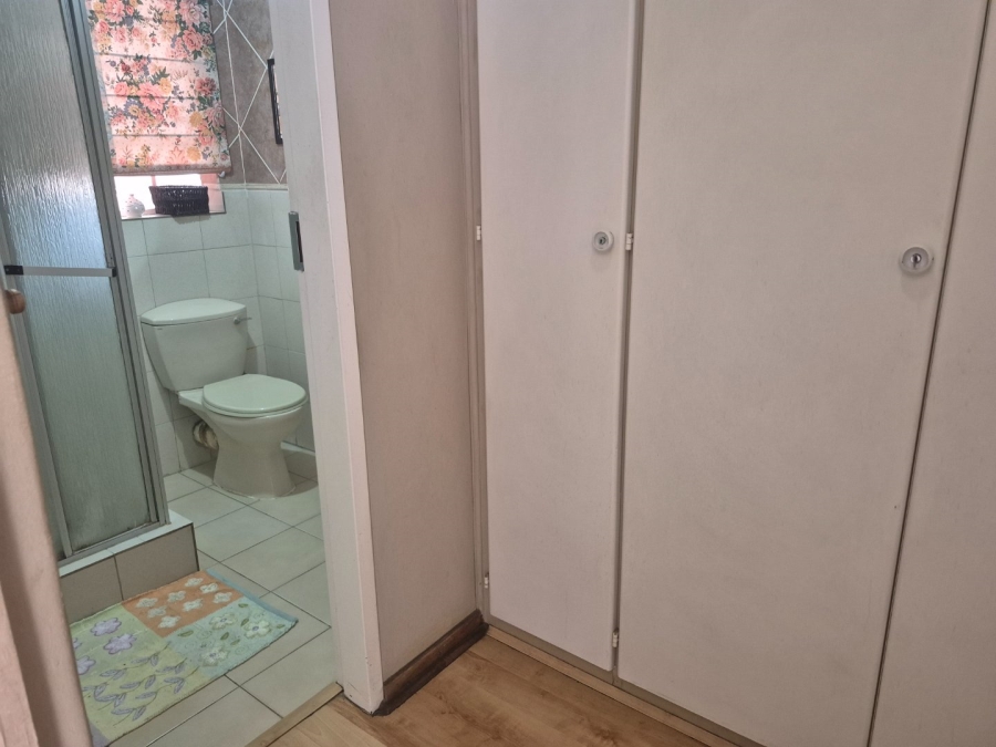3 Bedroom Property for Sale in Zwartkop Gauteng