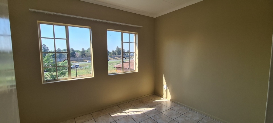 2 Bedroom Property for Sale in Meyersdal Gauteng