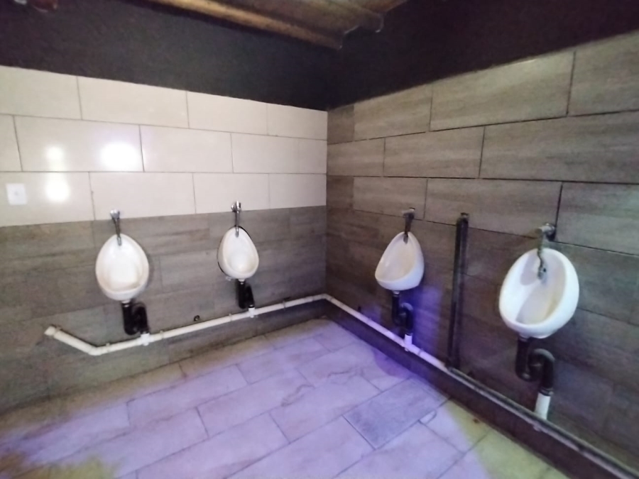  Bedroom Property for Sale in Mckay A H Gauteng