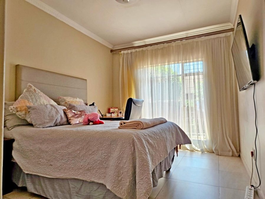 3 Bedroom Property for Sale in Birchleigh North Gauteng