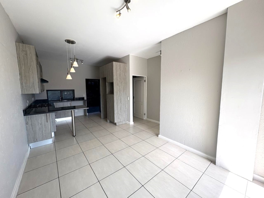 To Let 1 Bedroom Property for Rent in Florida Hills Gauteng