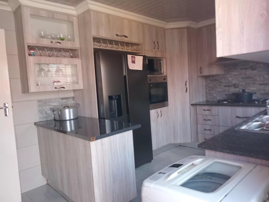 3 Bedroom Property for Sale in Vosloorus Ext 25 Gauteng