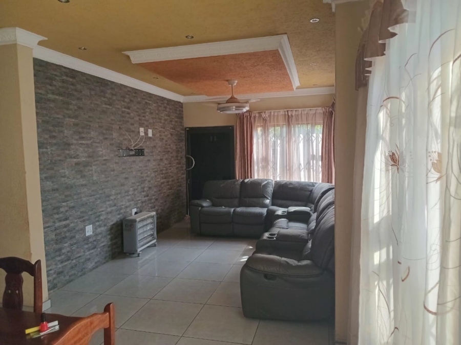 3 Bedroom Property for Sale in Vosloorus Ext 25 Gauteng