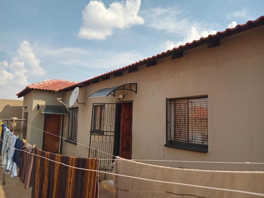 3 Bedroom Property for Sale in Vosloorus Ext 25 Gauteng