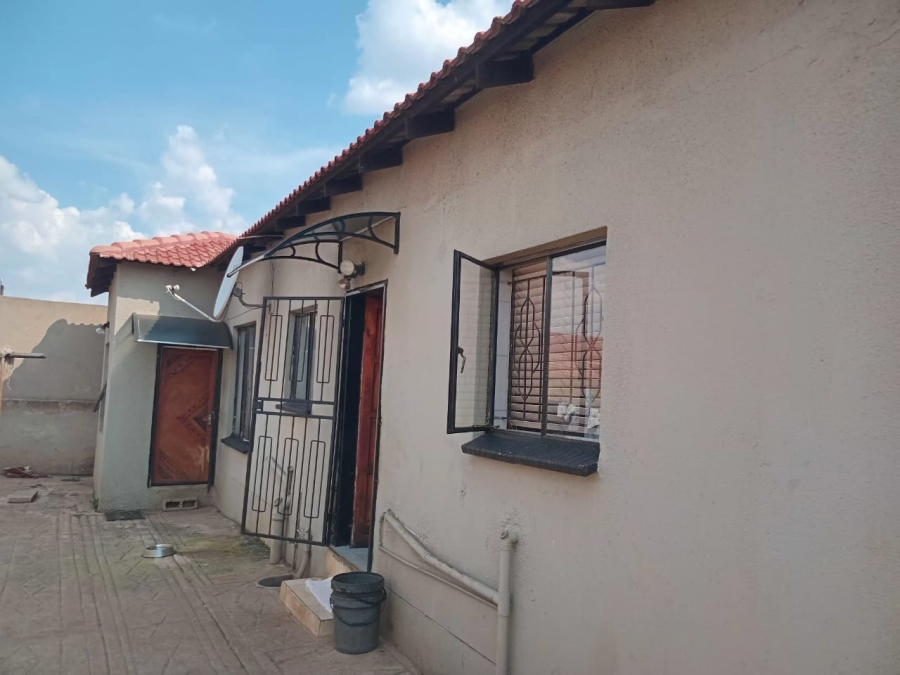 3 Bedroom Property for Sale in Vosloorus Ext 25 Gauteng