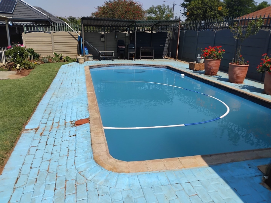 4 Bedroom Property for Sale in Gerdview Gauteng