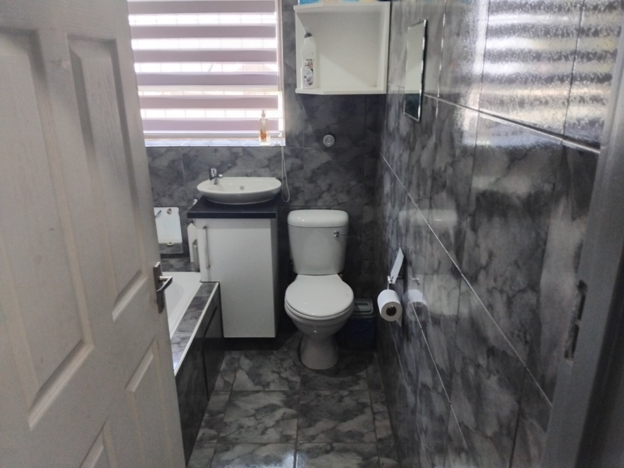 4 Bedroom Property for Sale in Gerdview Gauteng