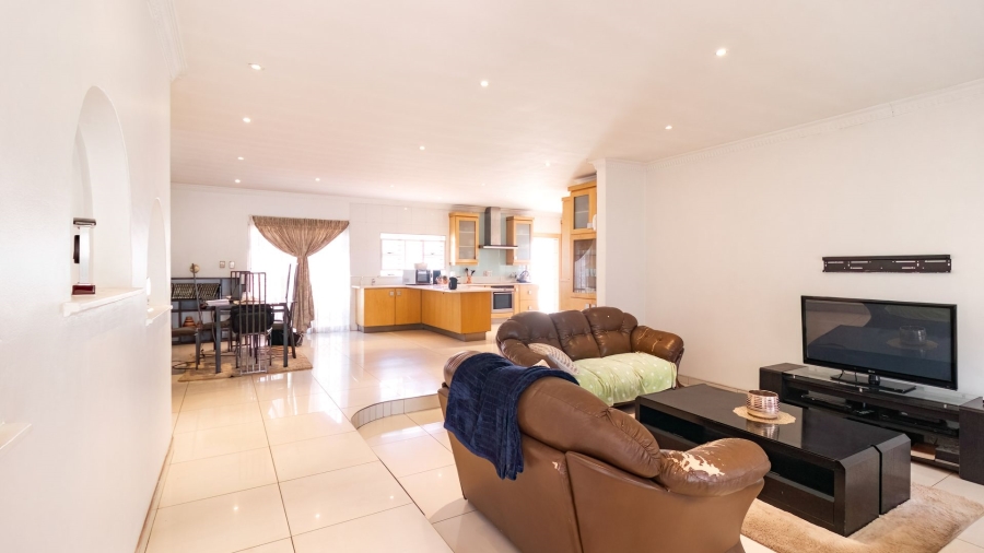 4 Bedroom Property for Sale in Lenasia South Gauteng