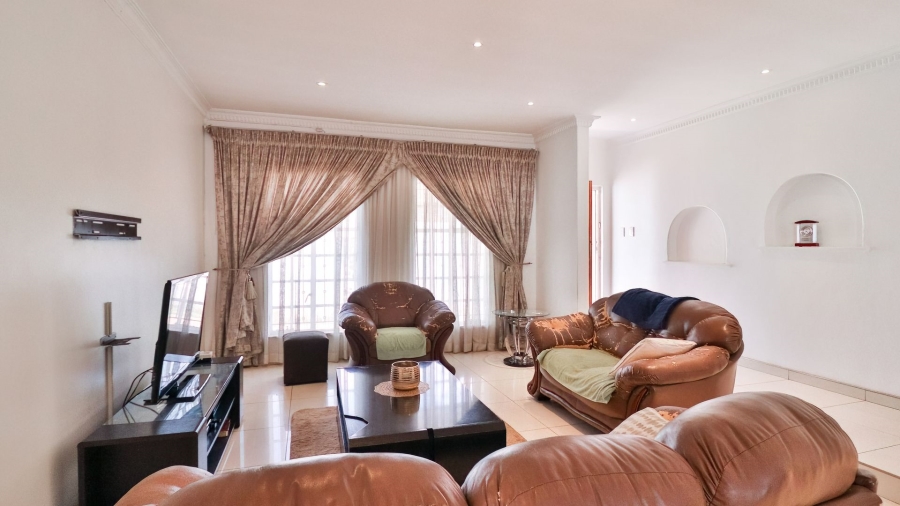 4 Bedroom Property for Sale in Lenasia South Gauteng