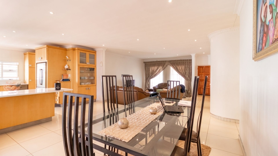 4 Bedroom Property for Sale in Lenasia South Gauteng