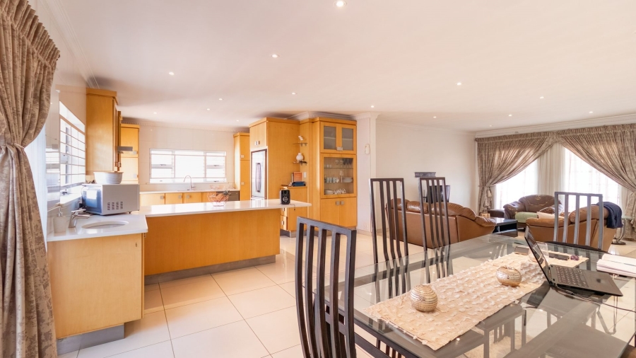 4 Bedroom Property for Sale in Lenasia South Gauteng