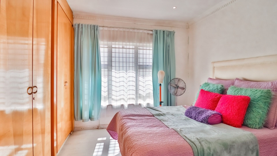 4 Bedroom Property for Sale in Lenasia South Gauteng