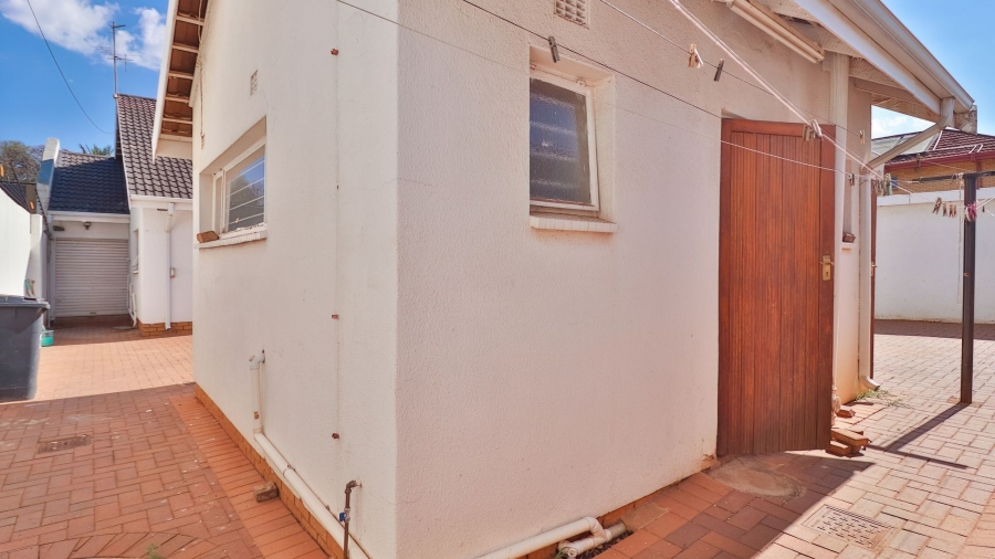 4 Bedroom Property for Sale in Lenasia South Gauteng