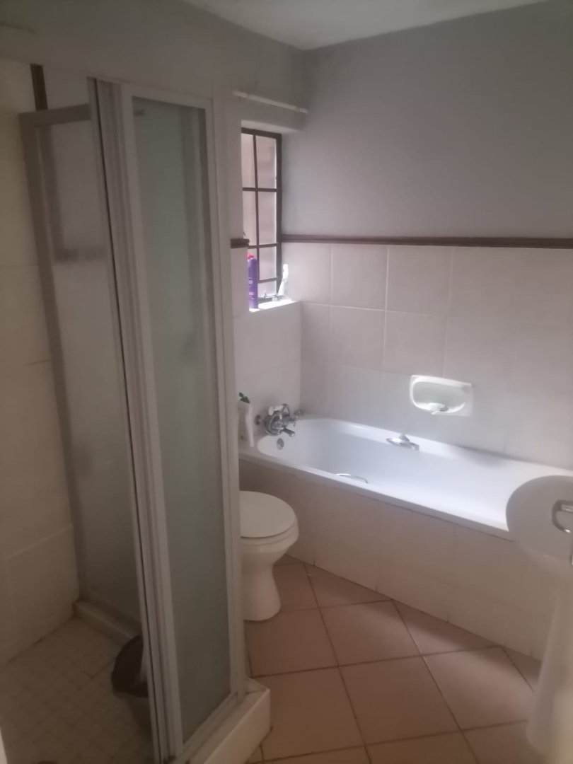 To Let  Bedroom Property for Rent in Mooikloof Ridge Gauteng