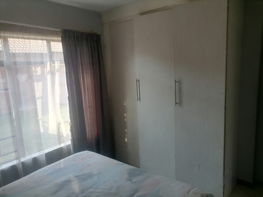 To Let  Bedroom Property for Rent in Mooikloof Ridge Gauteng
