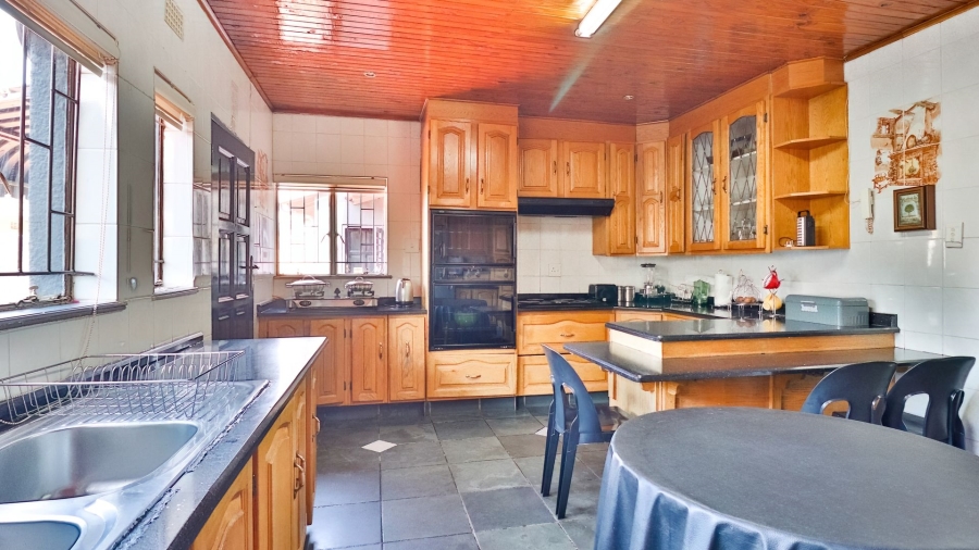 4 Bedroom Property for Sale in Lenasia South Gauteng
